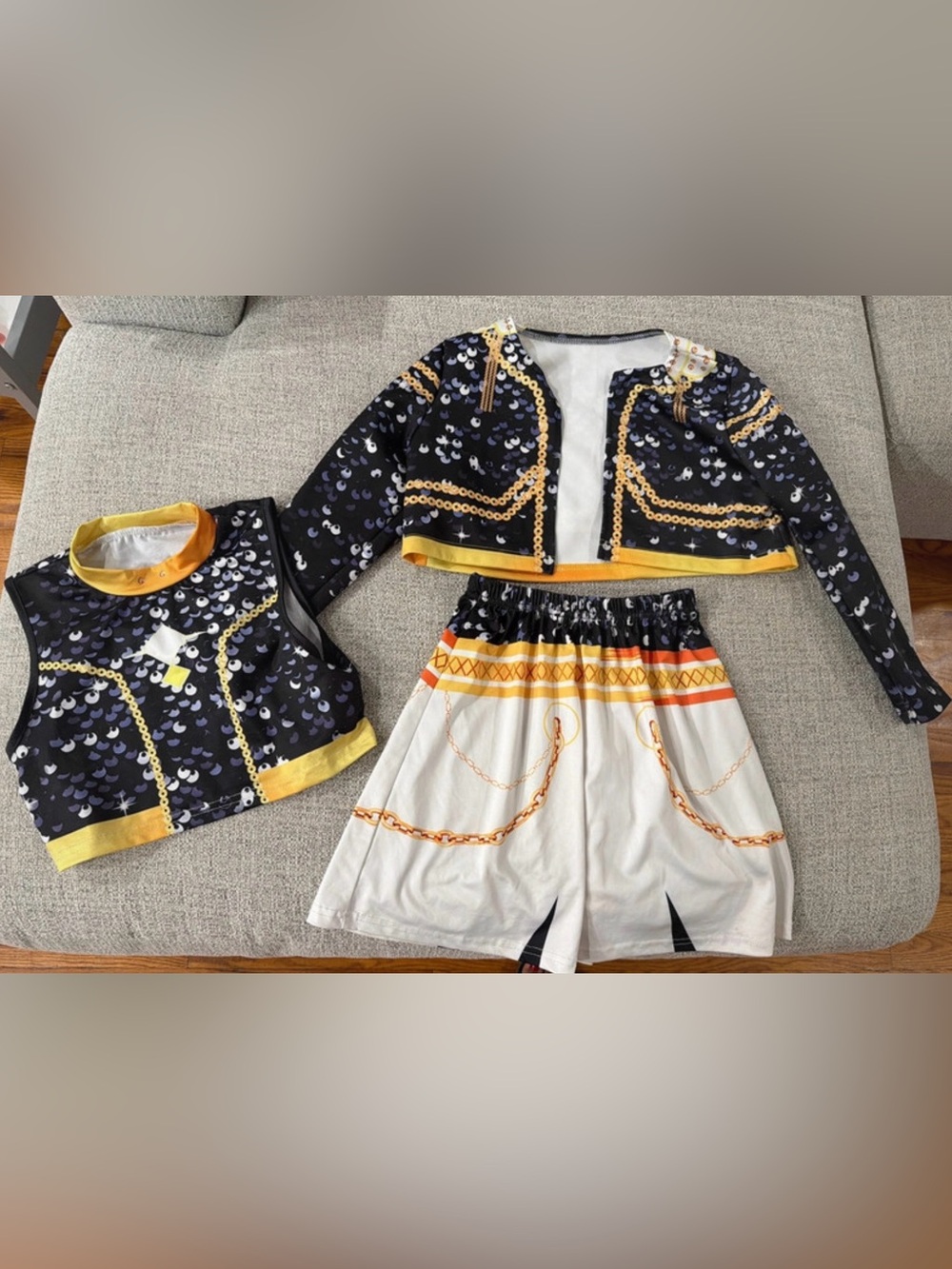 Zoey K-pop Demon Hunter Costume Set - Yellow Trim